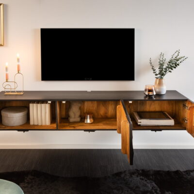 Dizajnová Skrinka pod TV Zorpi 160 cm – masívne mangové drevo / čierna