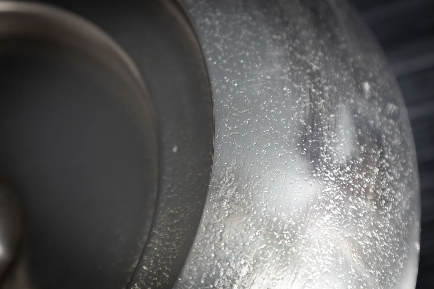 Stojan na dáždniky strieborný UMBRELLA 90 cm pre 6 dáždnikov – Obrázok 4